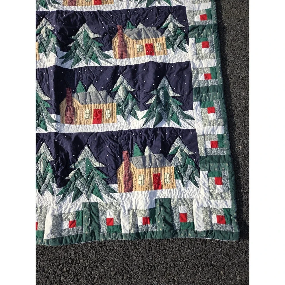 Vintage LL Bean Quilt Blanket Throw Christmas Cabin Snowy 58x48